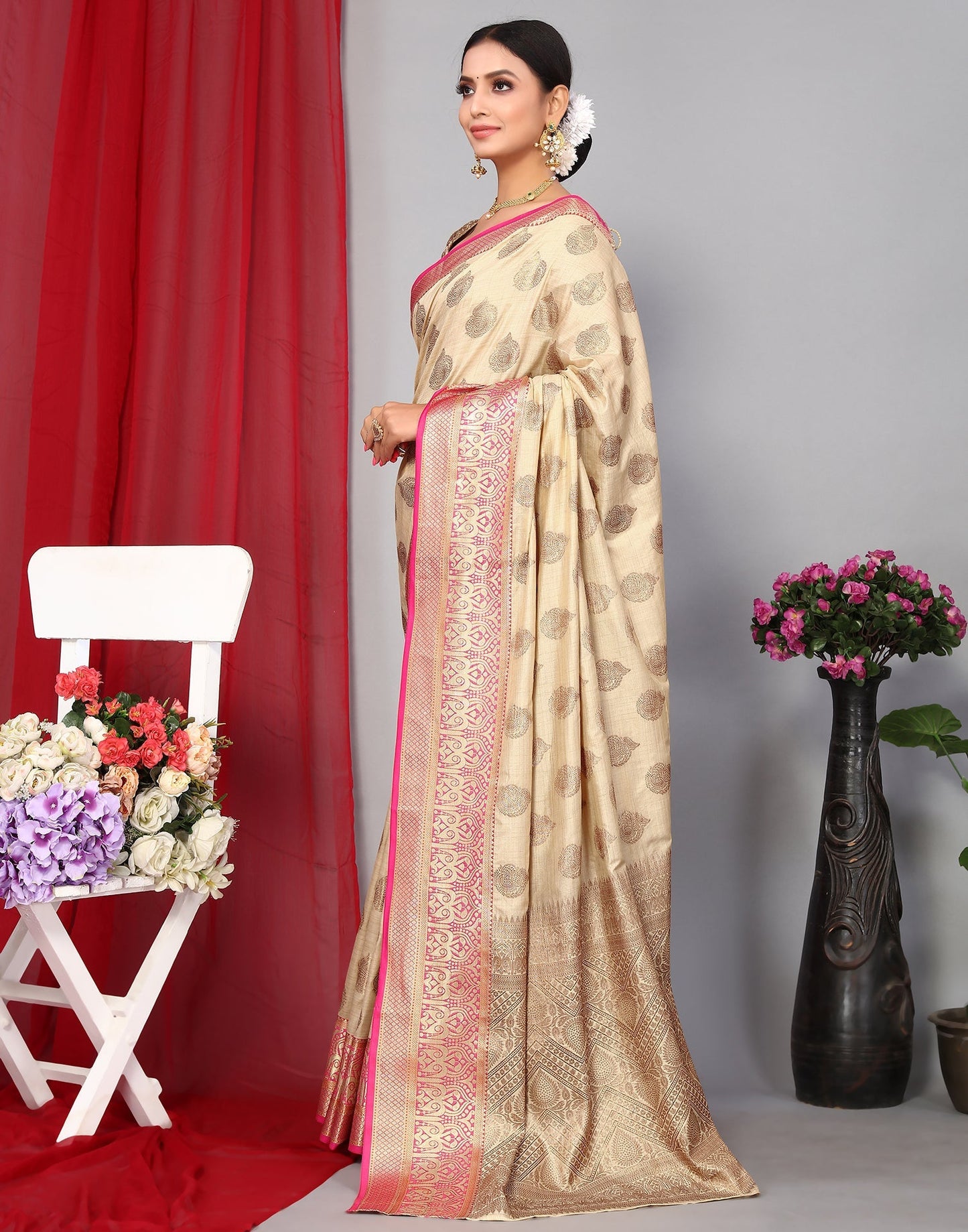 Beige Banarasi Silk Saree | Leemboodi
