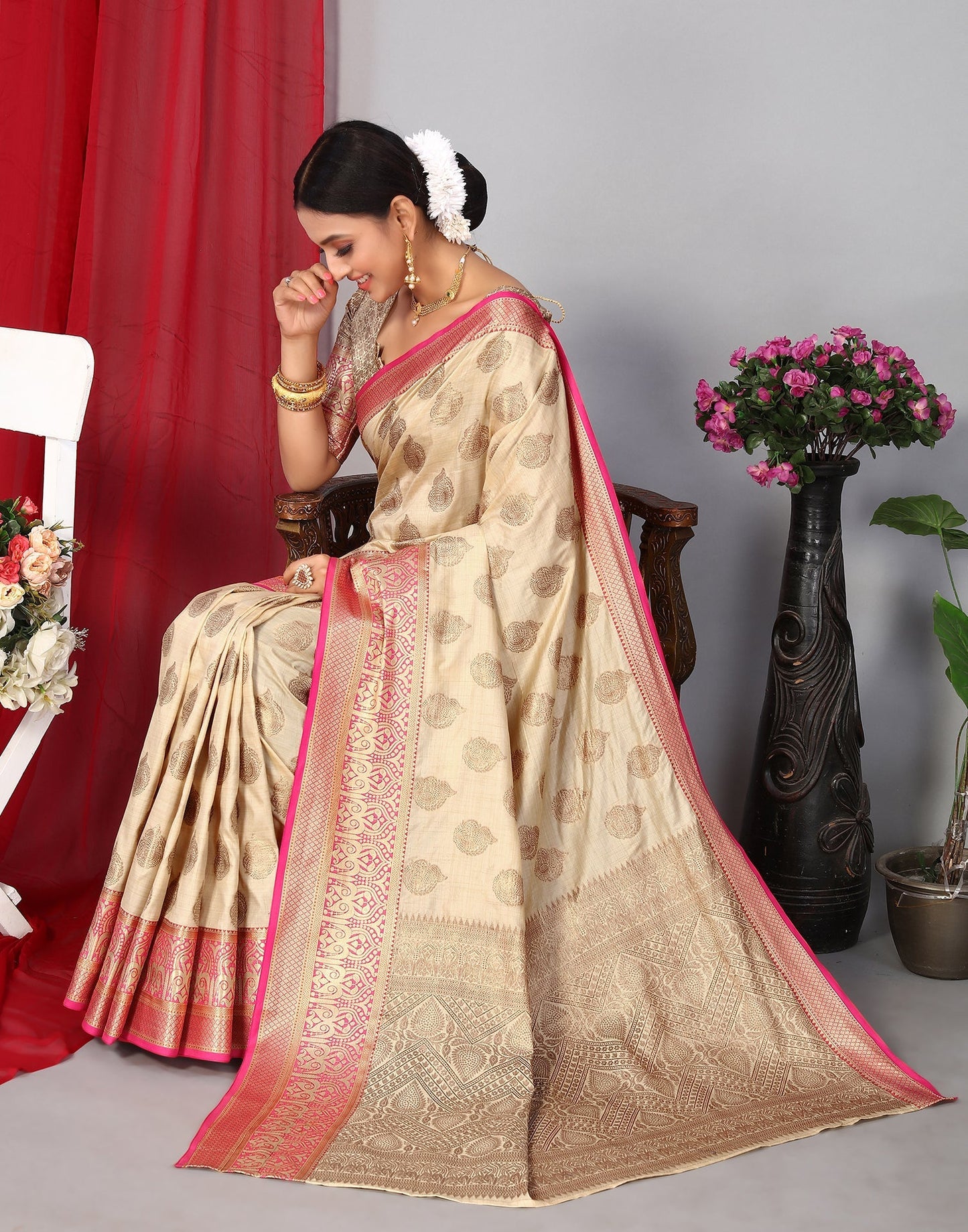 Beige Banarasi Silk Saree | Leemboodi