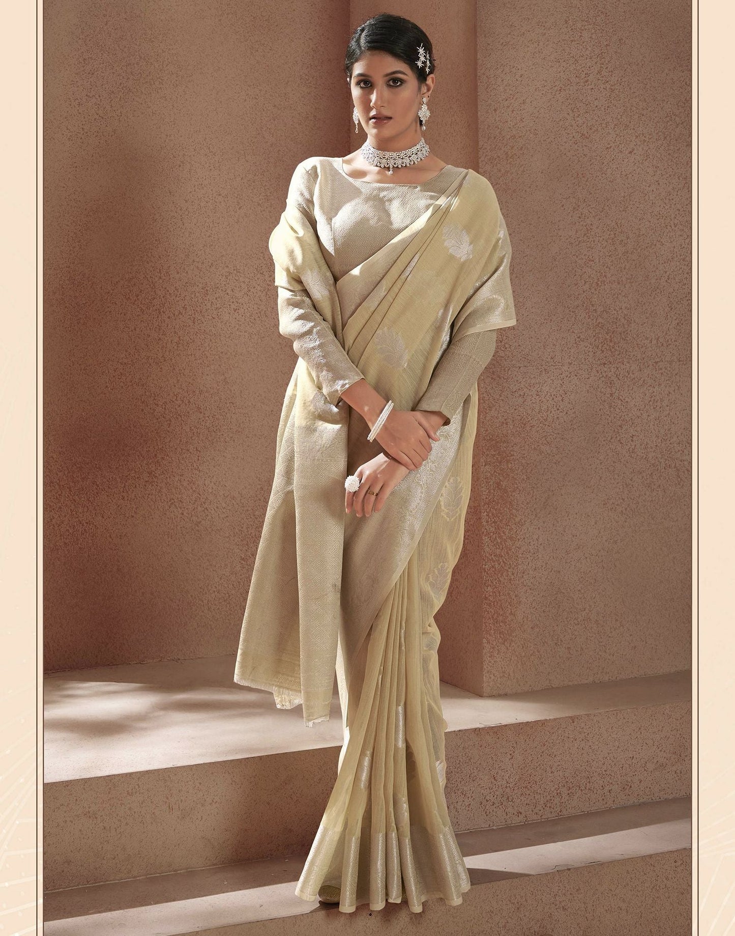 Beige Jacquard Saree | Leemboodi