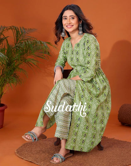 Green Cotton Printed Flared Kurta With Pant Set