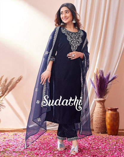 Blue Embroidered Kurti With Pant And Dupatta