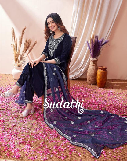 Blue Embroidered Kurti With Pant And Dupatta