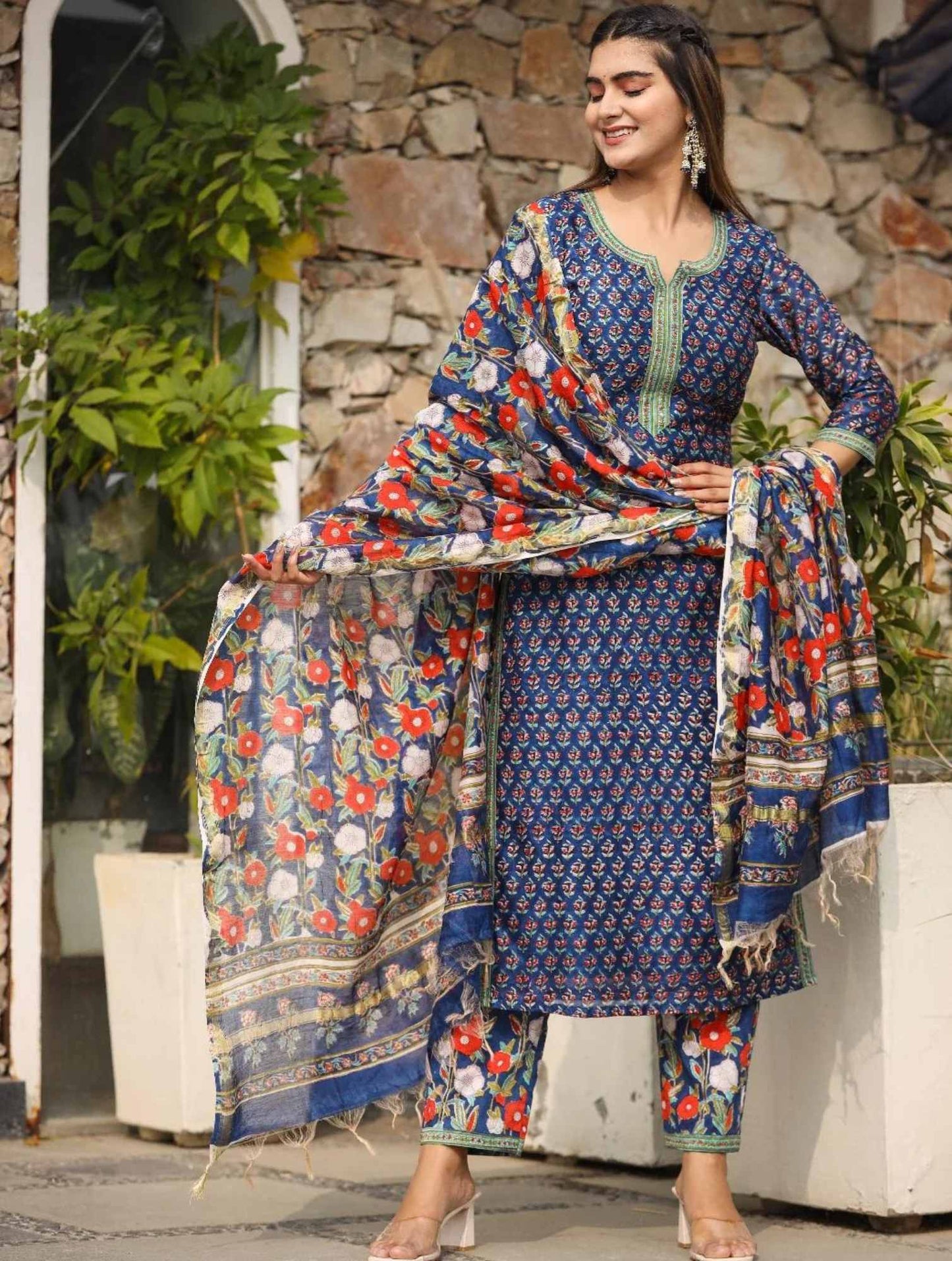 Blue Digital Printed Kurta With Pant And Dupatta