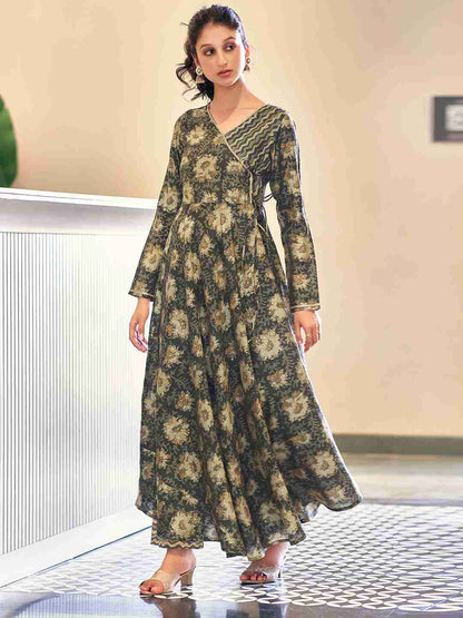 Grey Printed Chanderi Flaired Kurta With Pant And Dupatta