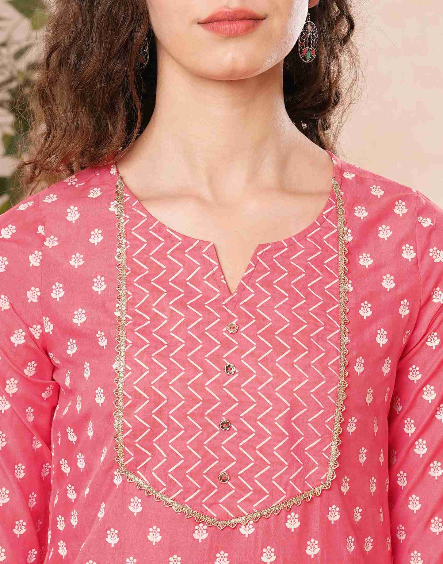 Peach Printed Muslin Straight Kurta With Pant And Dupatta