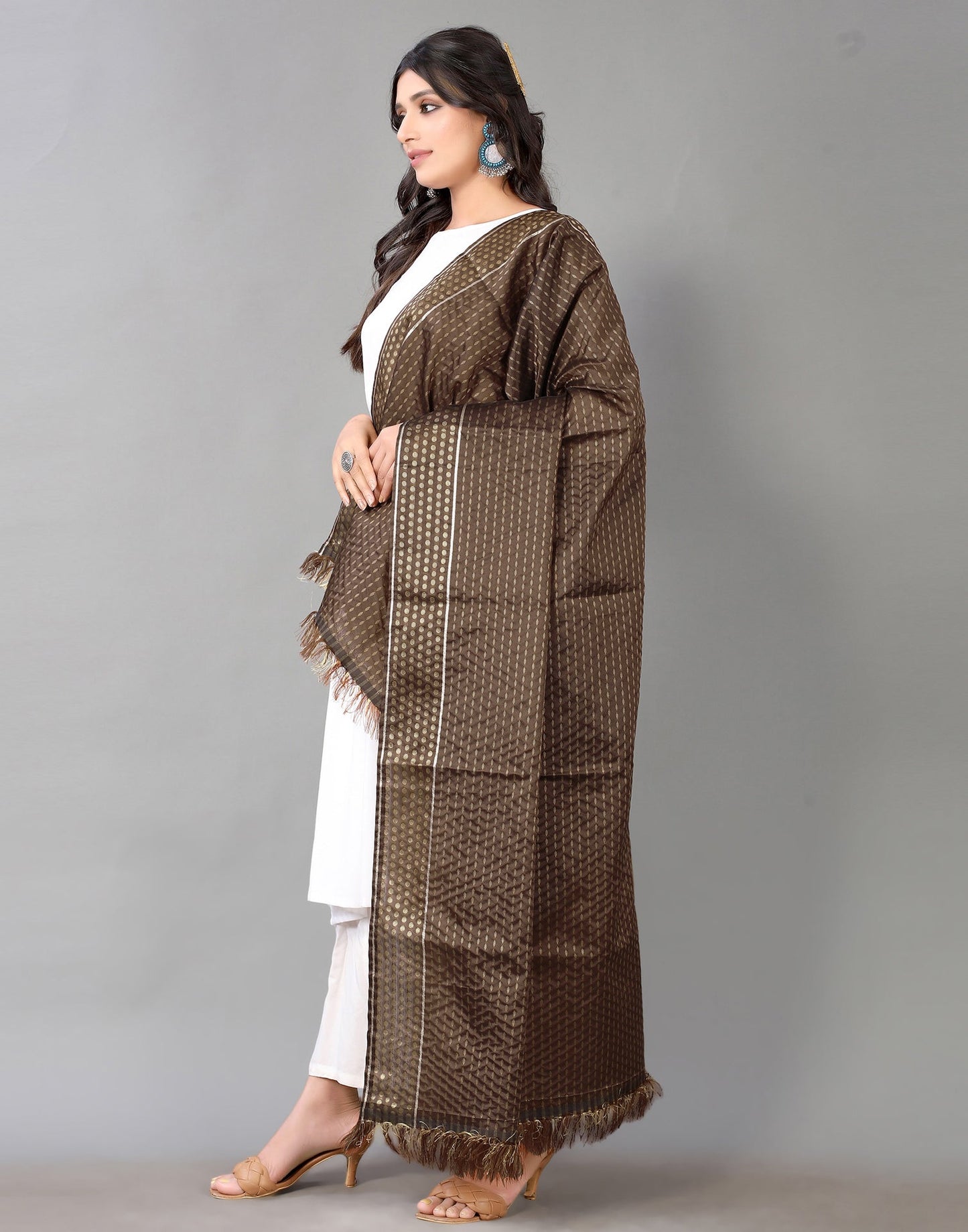 Brown Jacquard Dupatta | Leemboodi