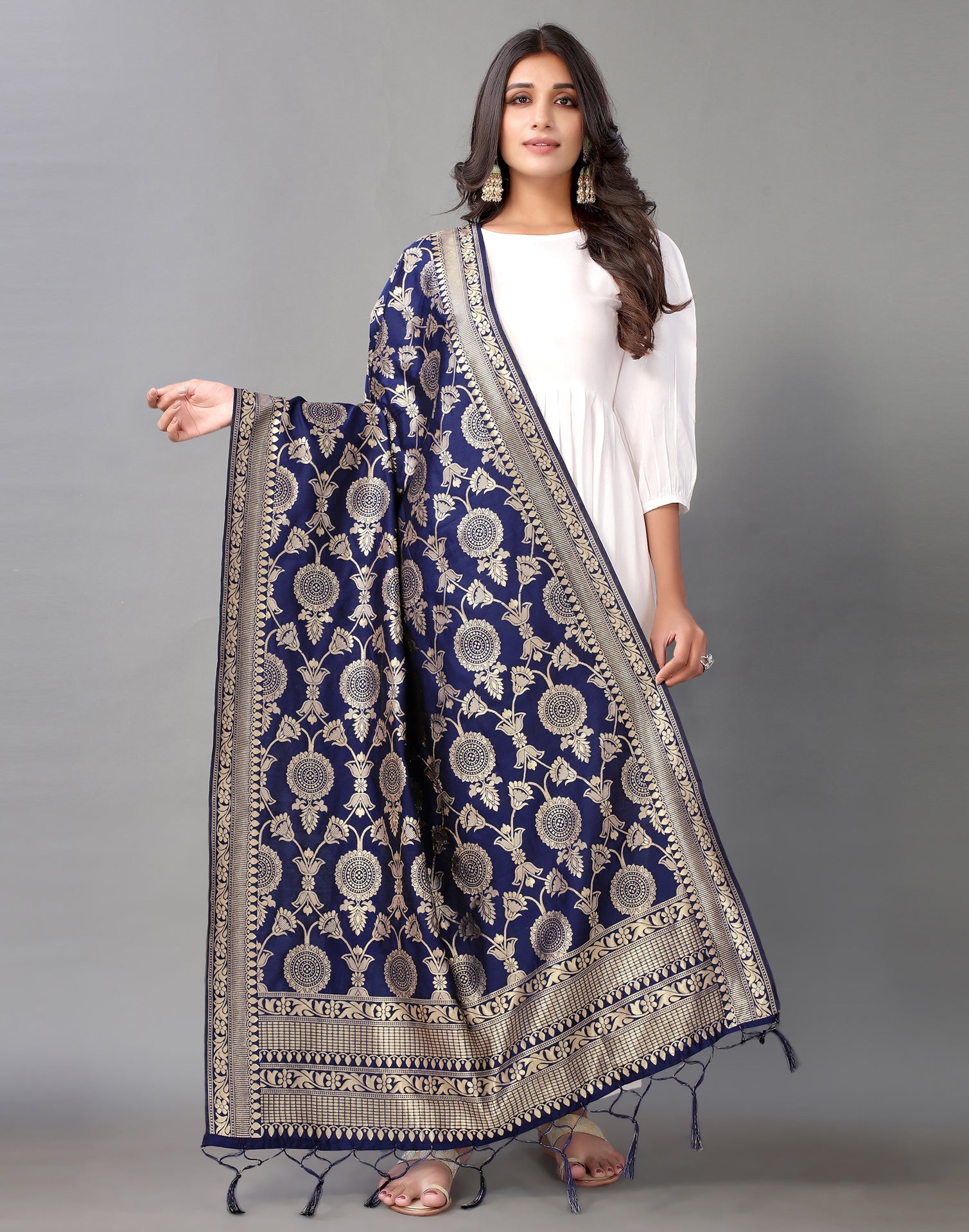 Navy Blue Jacquard Dupatta | Leemboodi