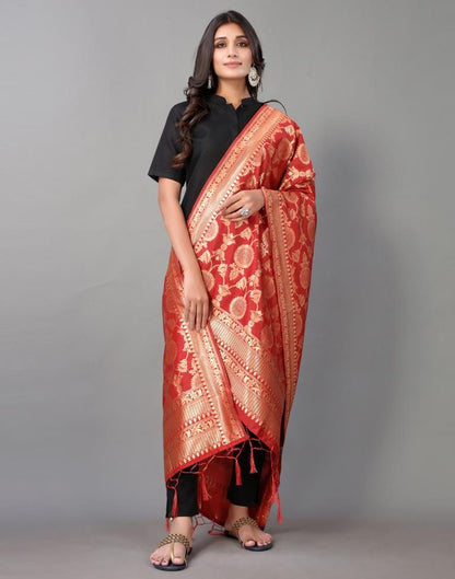 Red Jacquard Dupatta | Leemboodi