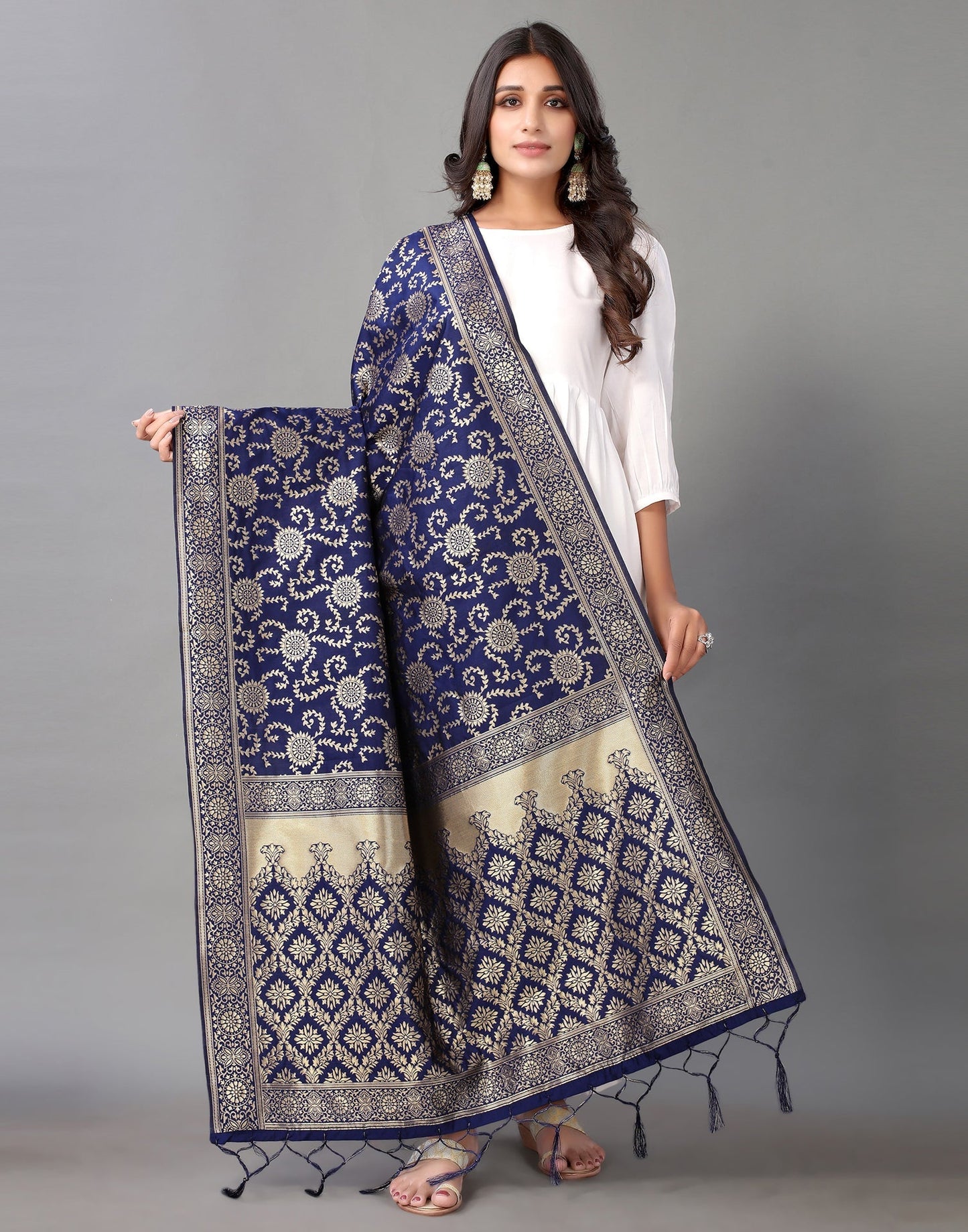 Navy Blue Jacquard Dupatta | Leemboodi