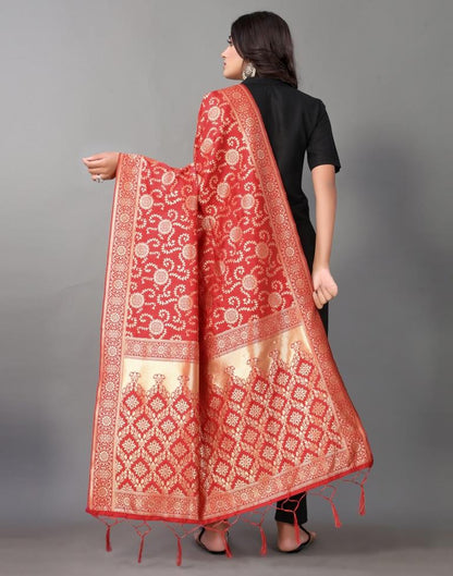Red Jacquard Dupatta | Leemboodi