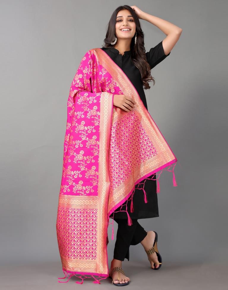 Pink Jacquard Dupatta | Leemboodi