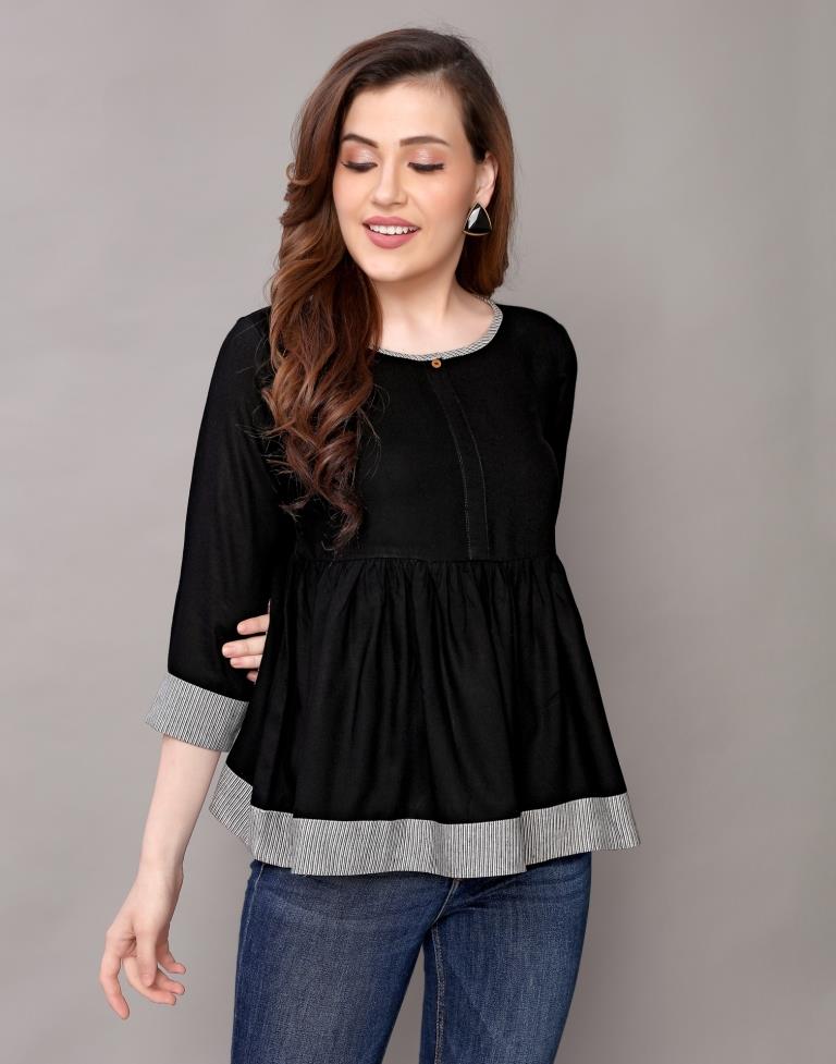 Delusive Black Top | Sudathi