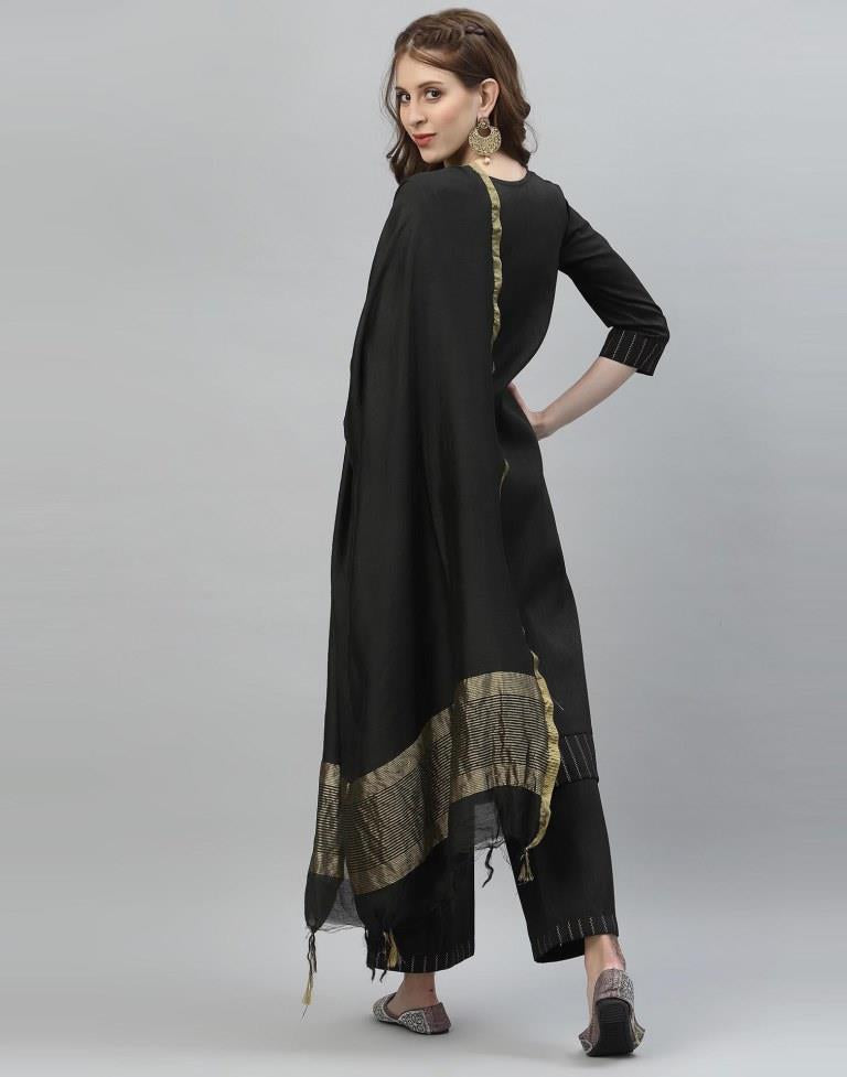 Black Kurti with Pant And Dupatta | Leemboodi