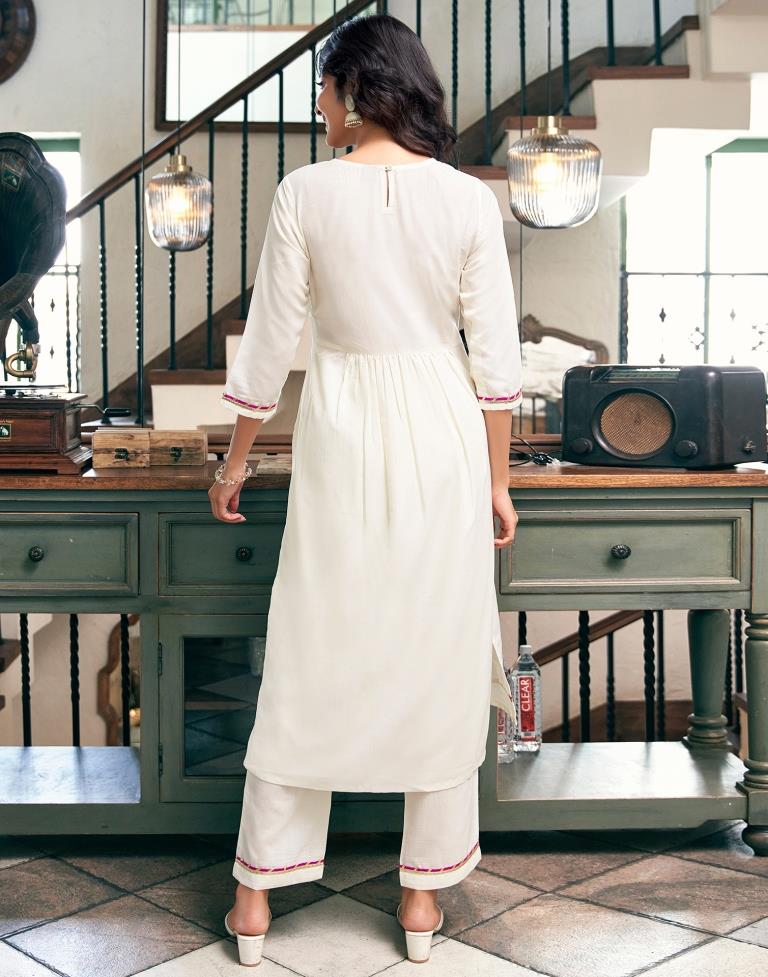 Cream Plain Chinnon Flared Kurta Set With Dupatta