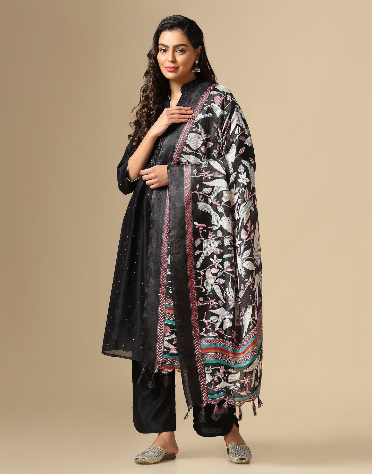 Black Khadi Silk Dupatta | Leemboodi