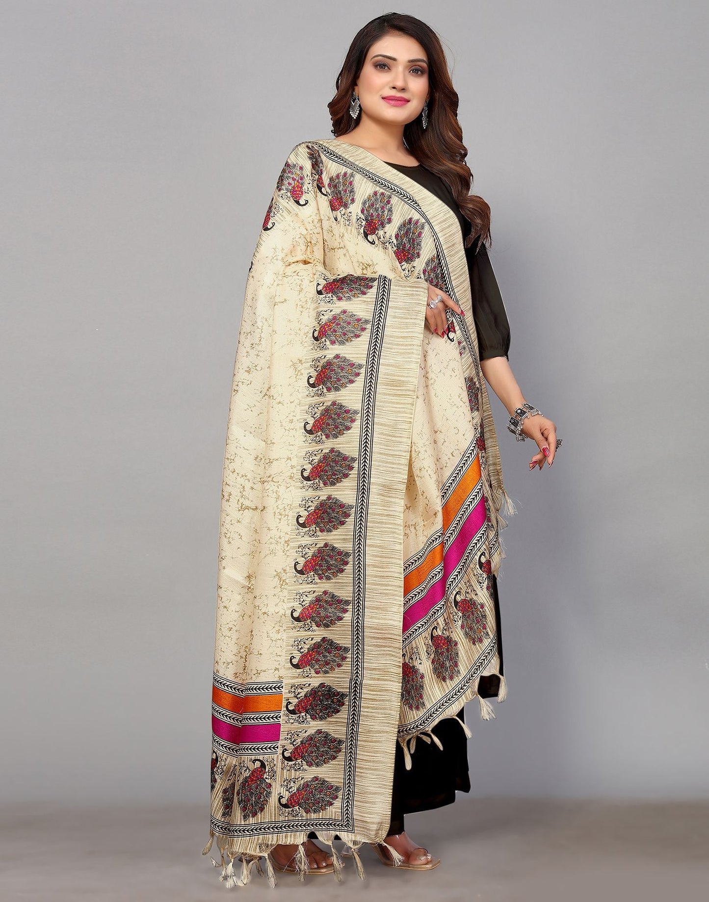 Cream Khadi Silk Dupatta | Leemboodi