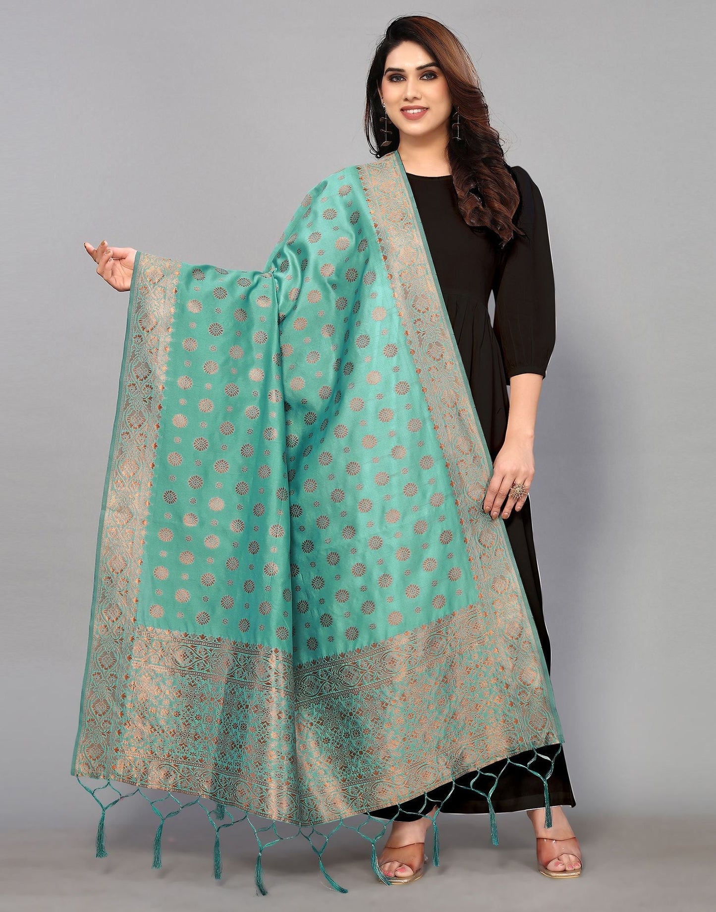Green Silk Dupatta | Leemboodi
