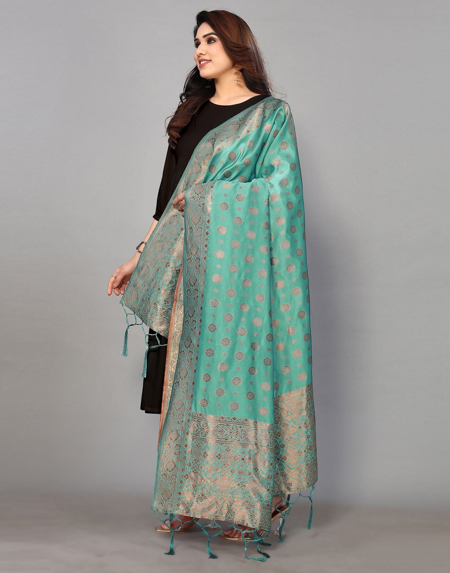 Green Silk Dupatta | Leemboodi