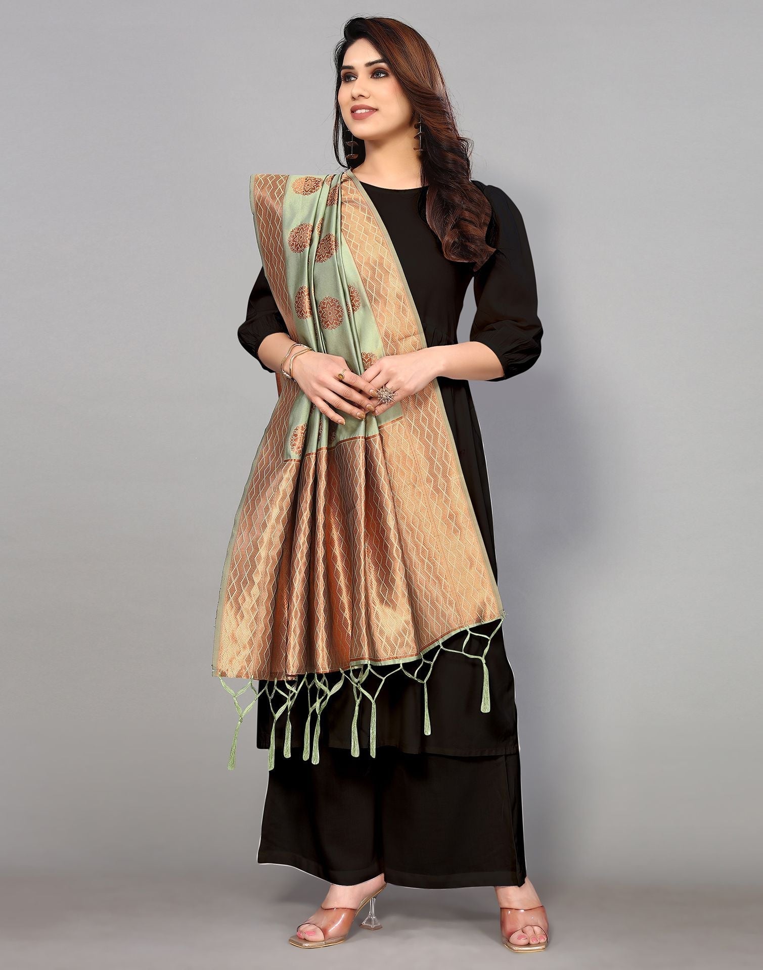 Light Green Silk Dupatta | Leemboodi