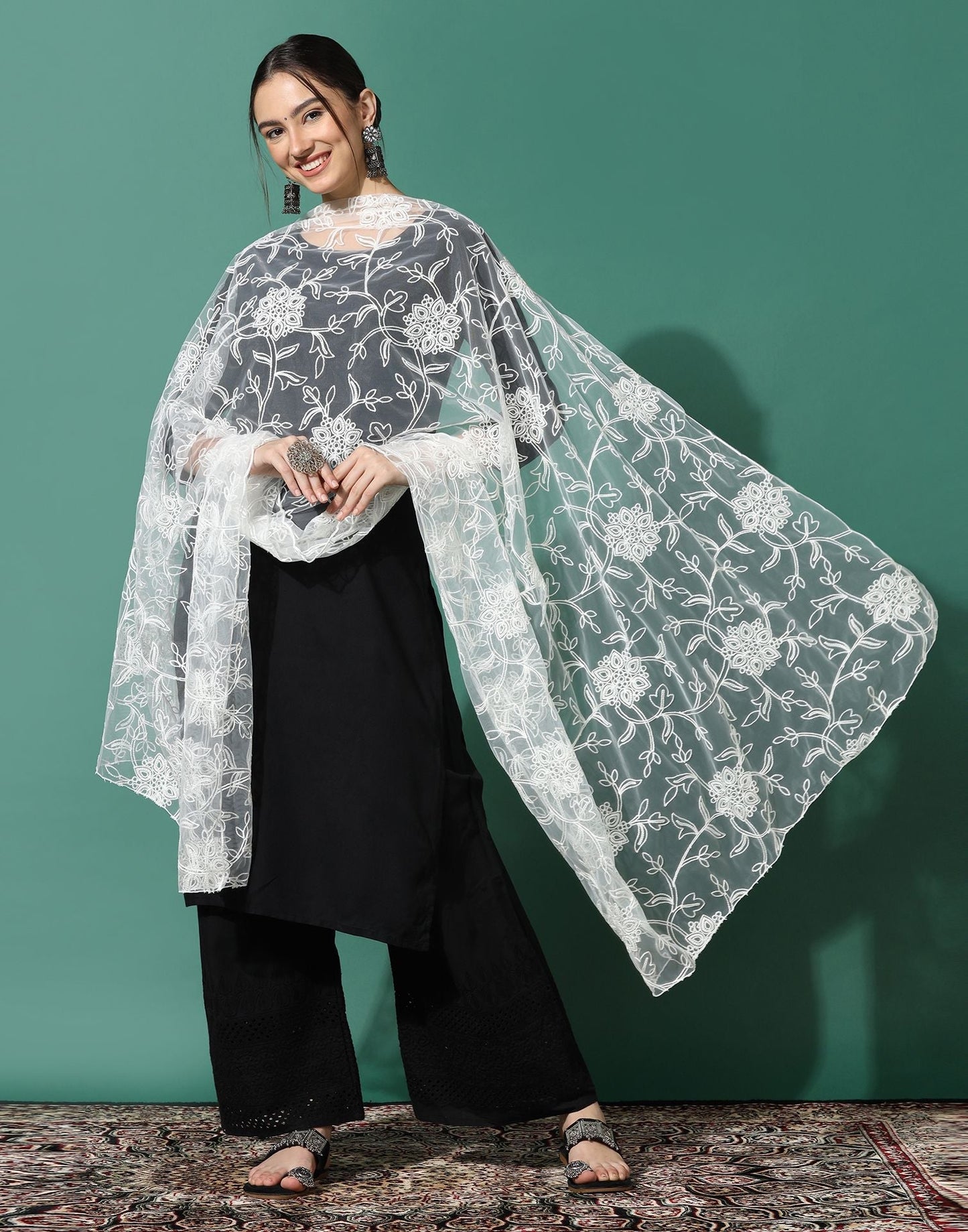 Off White Net Dupatta | Leemboodi