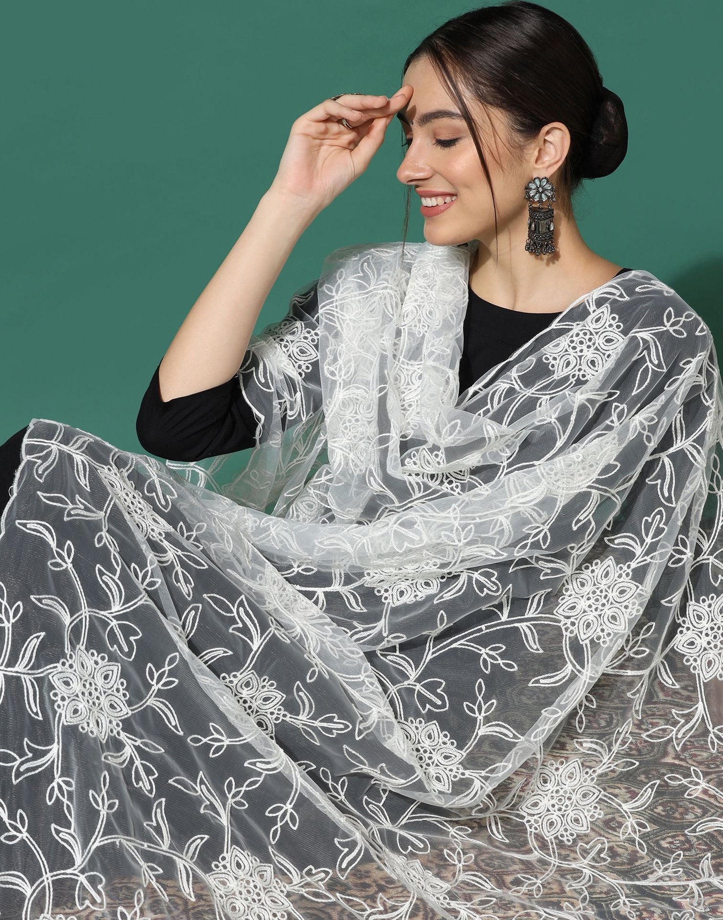 Off White Net Dupatta | Leemboodi