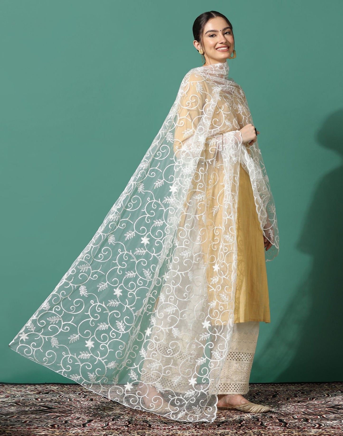 Off White Net Dupatta | Leemboodi