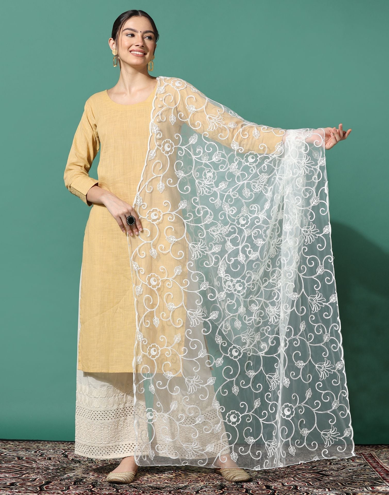Off White Net Dupatta | Leemboodi