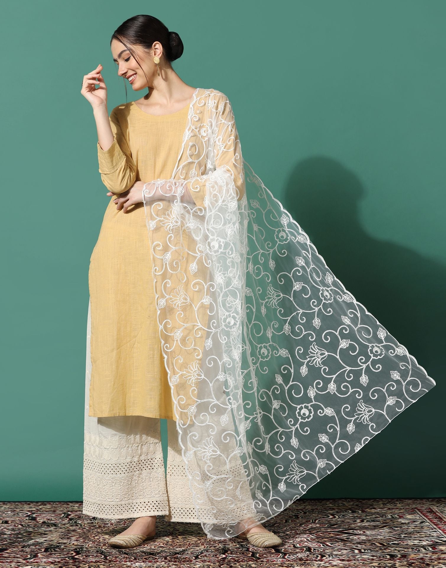 Off White Net Dupatta | Leemboodi