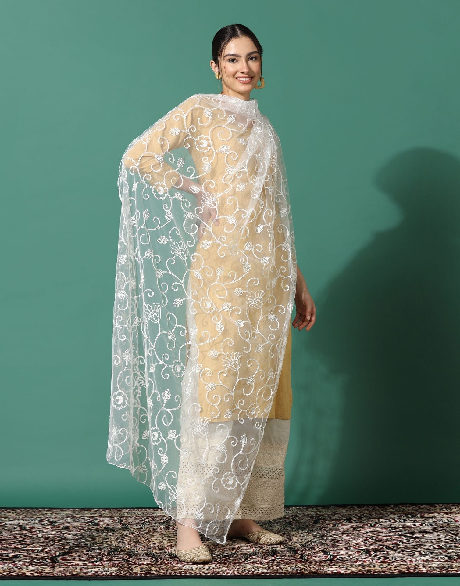 Off White Net Dupatta | Leemboodi