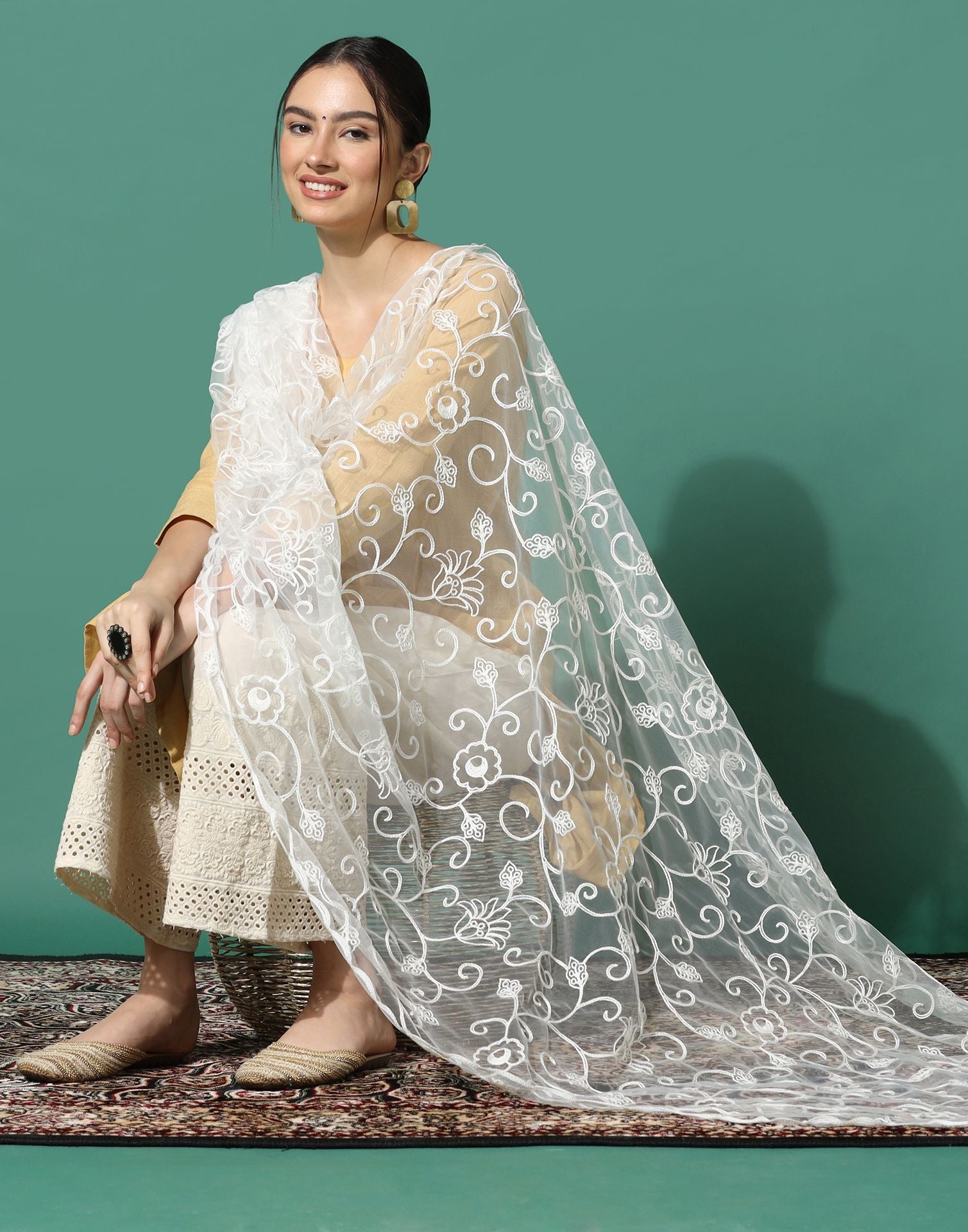 Off White Net Dupatta | Leemboodi