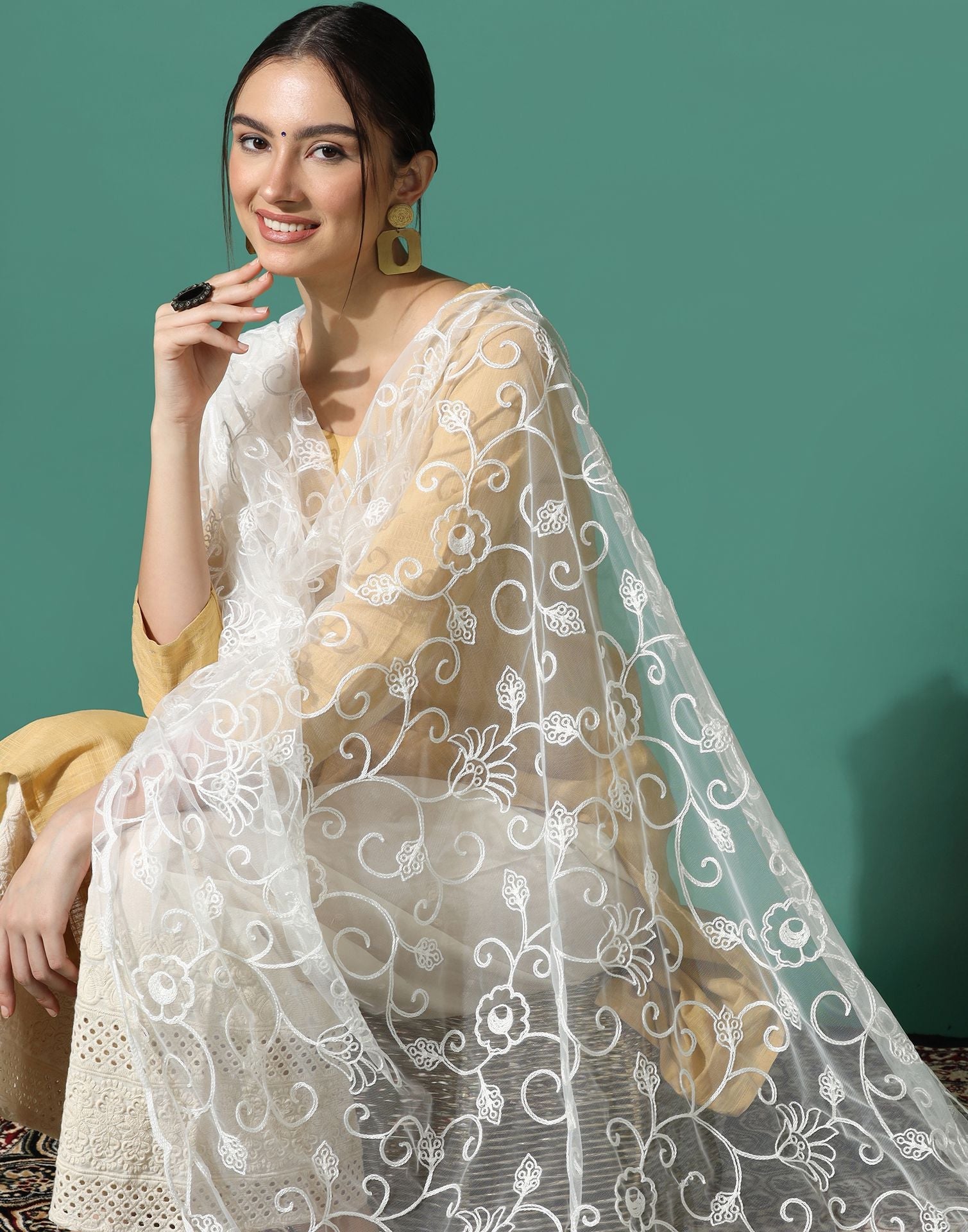 Off White Net Dupatta | Leemboodi