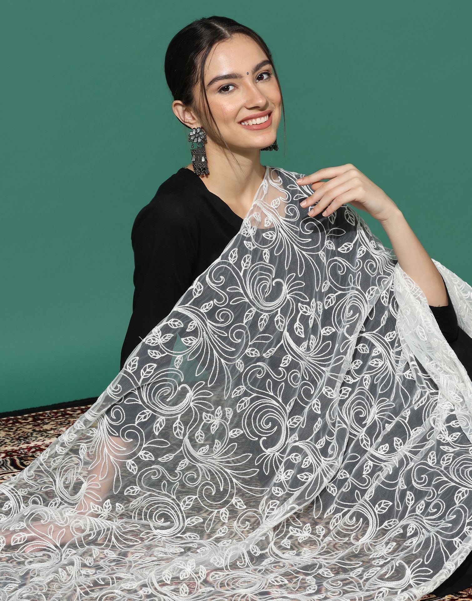 Off White Net Dupatta | Leemboodi