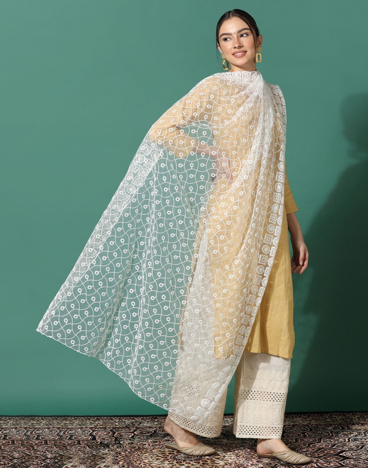 Off White Net Dupatta | Leemboodi