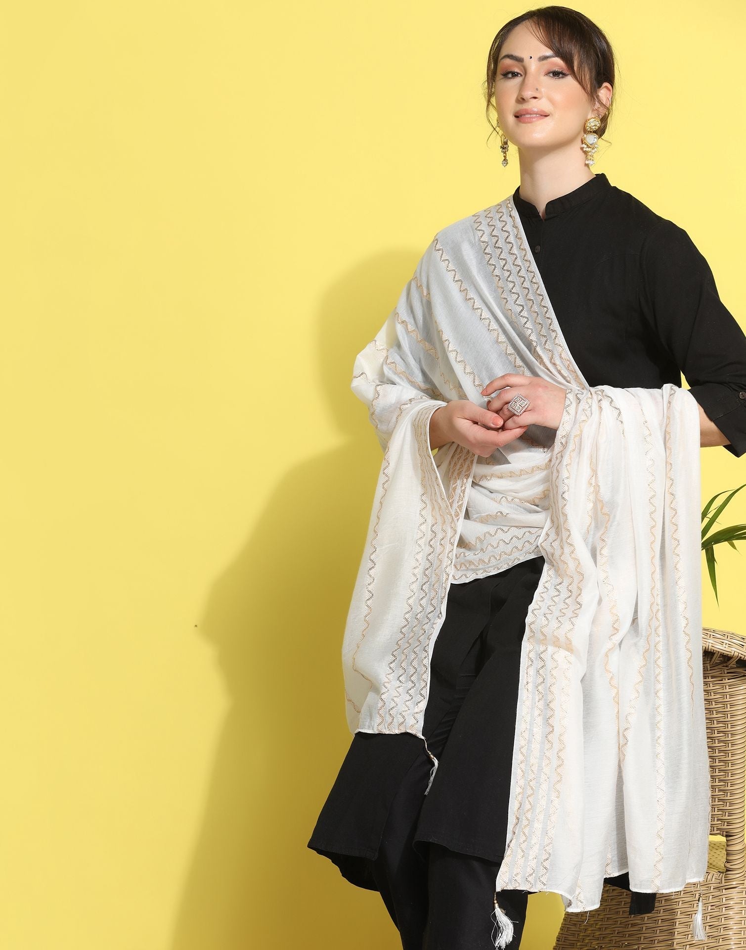 White Cotton Dupatta | Leemboodi