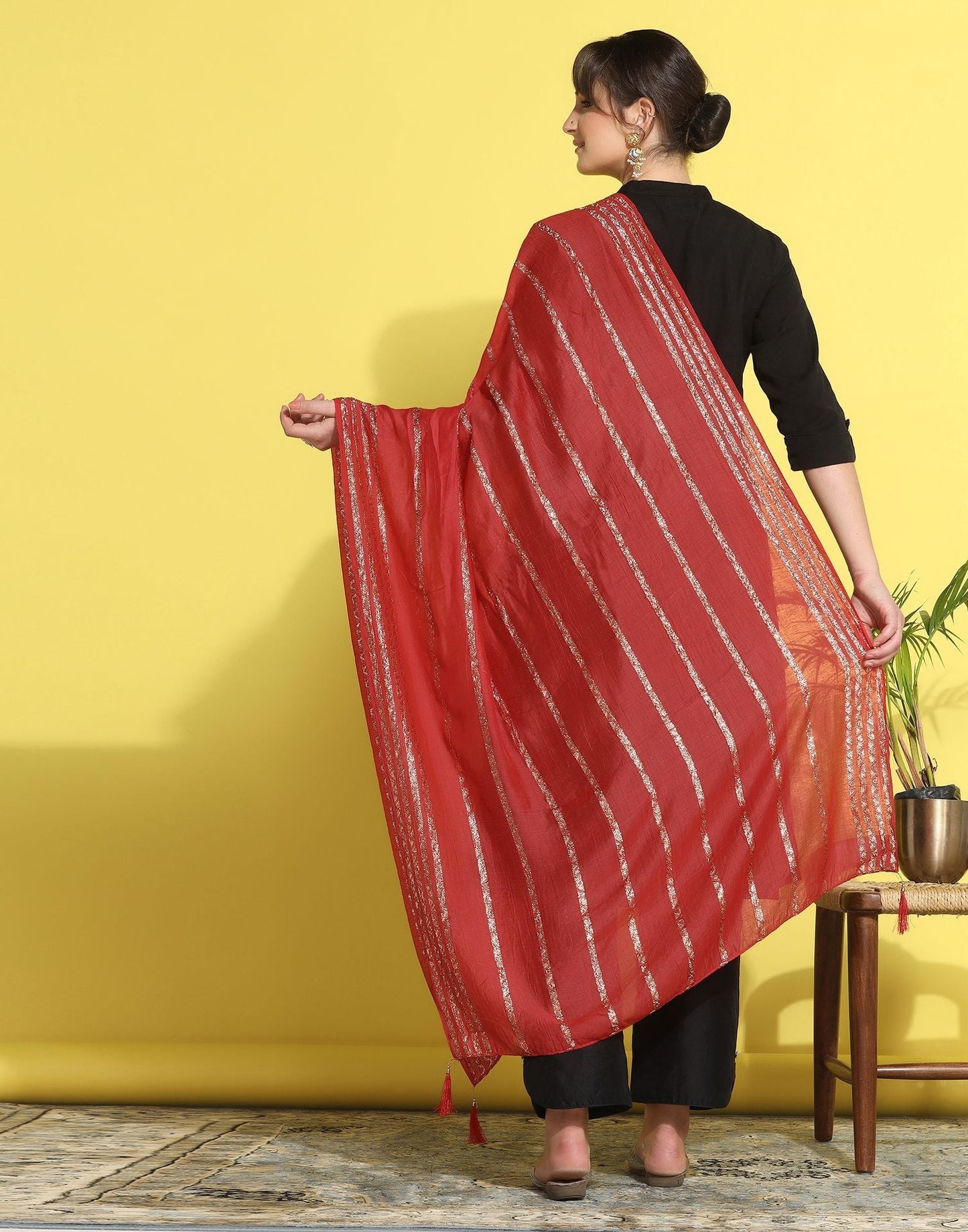 Red Cotton Dupatta | Leemboodi