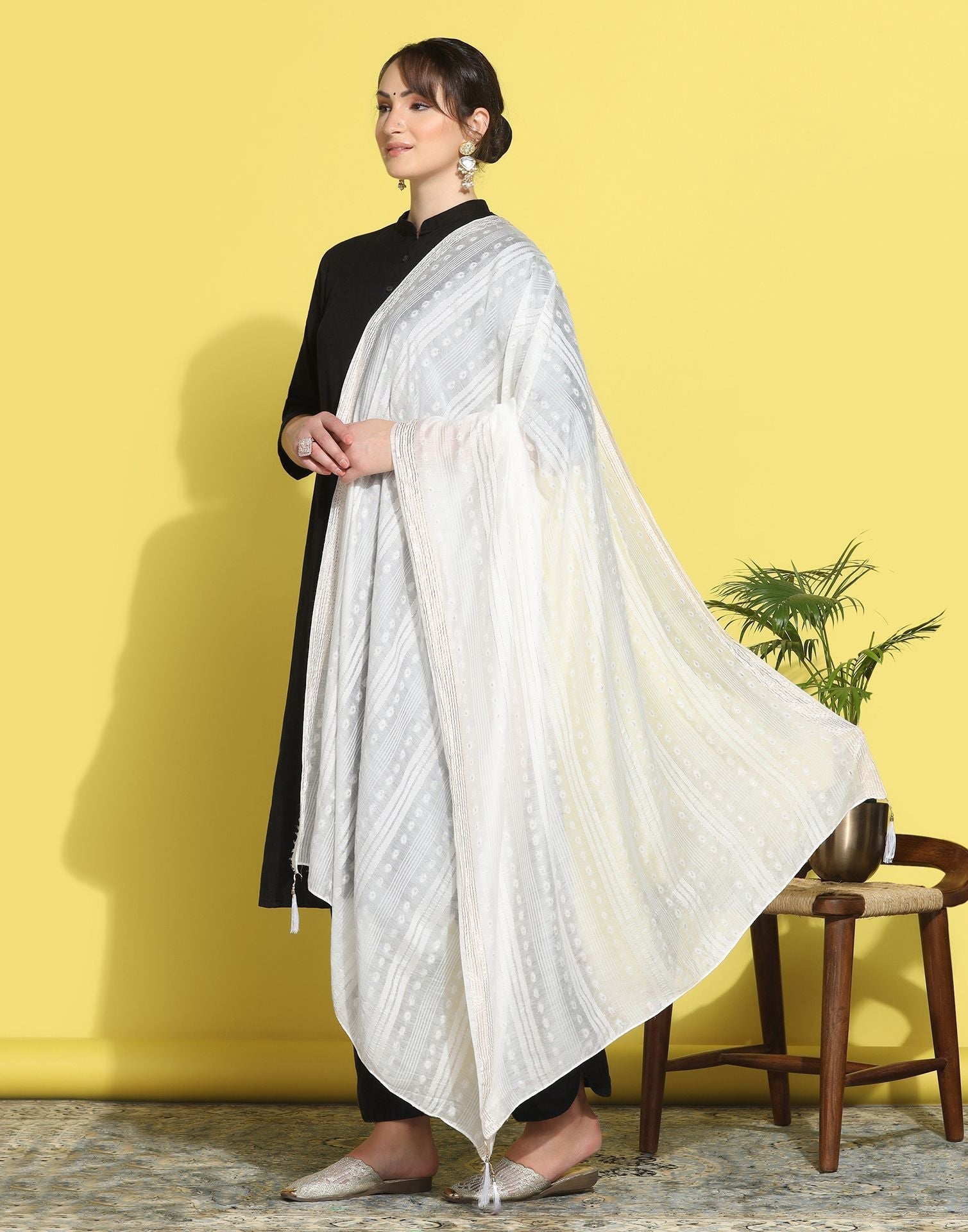 White Cotton Plain Dupatta | Leemboodi
