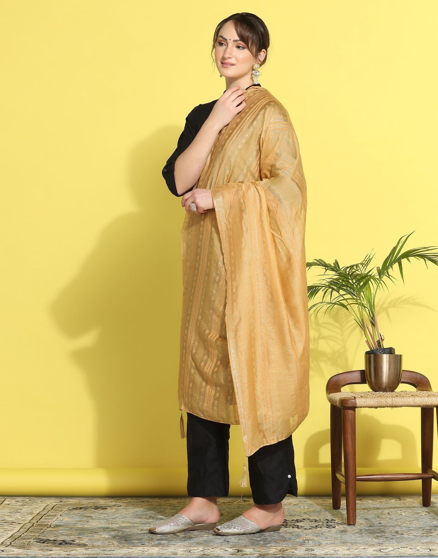 Cream Cotton Plain Dupatta | Leemboodi