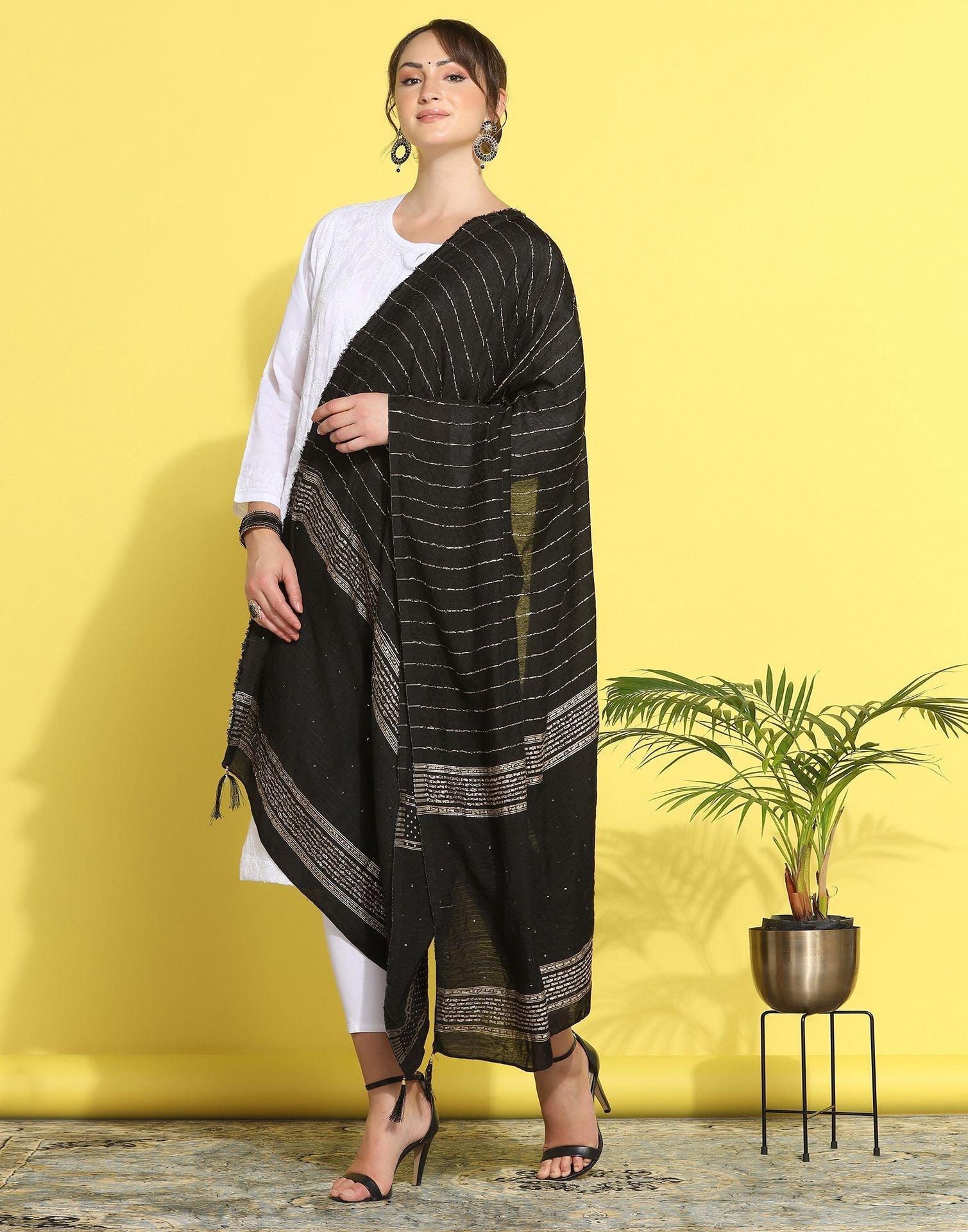 Black Cotton Plain Dupatta | Leemboodi