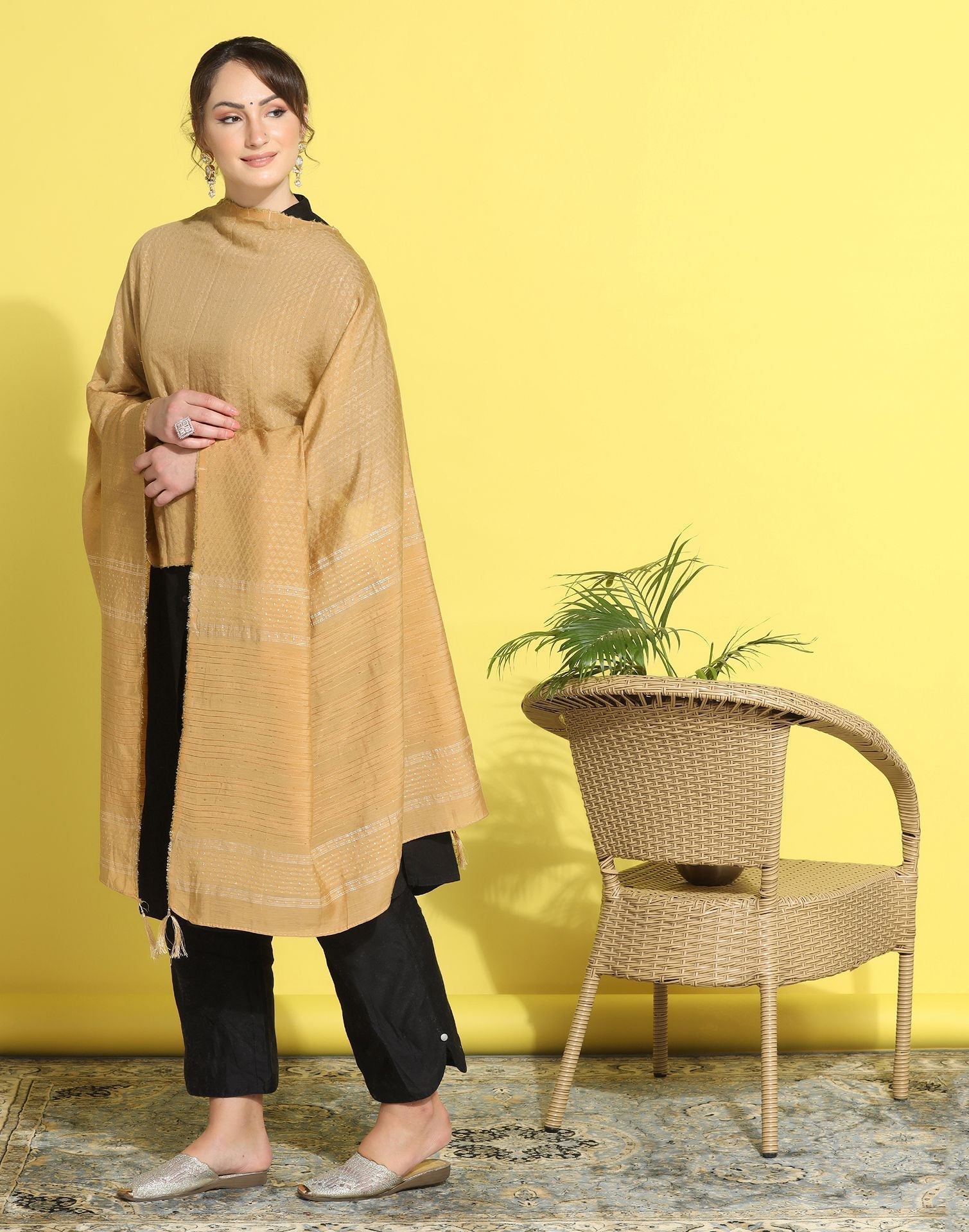 Cream Cotton Plain Dupatta | Leemboodi