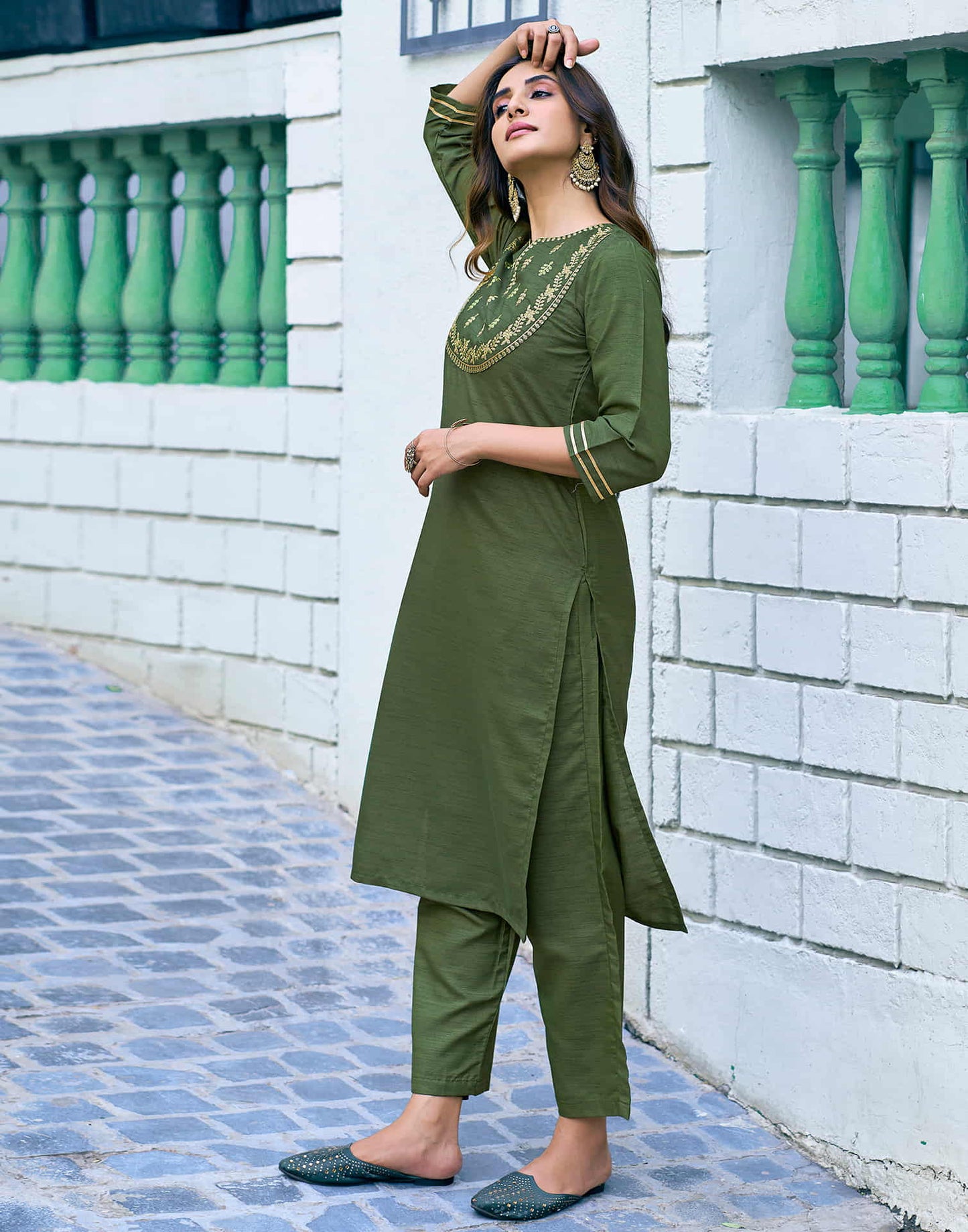 Olive Green Embroidery Silk Straight Kurta With Pant And Dupatta