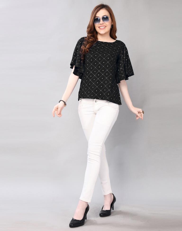 Black Fleard Sleeve Top | Leemboodi