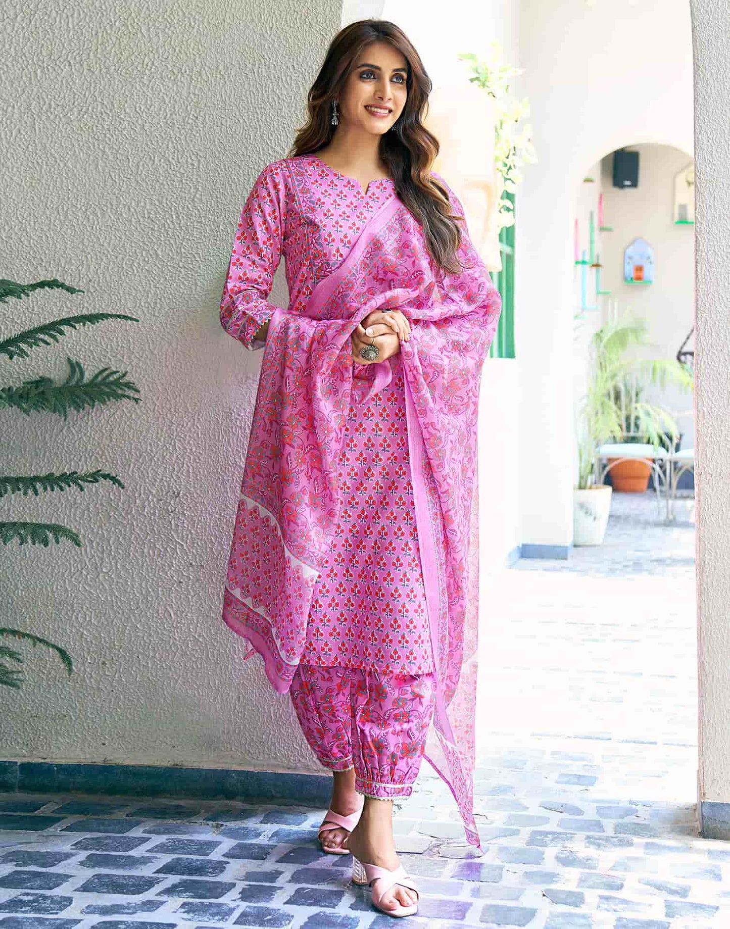 Lavender Printed Rayon Straight Kurta With Pant And Dupatta