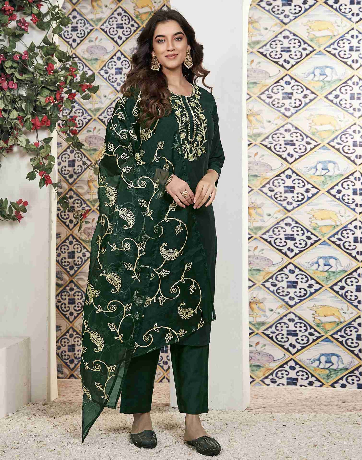 Bottle Green Plain Chinnon Straight Kurta Set With Dupatta