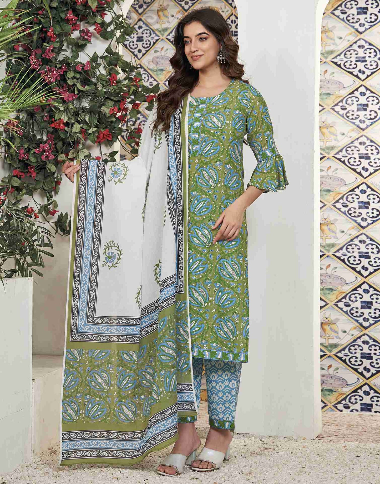 Green Printed Rayon Straight Kurta Set With Dupatta