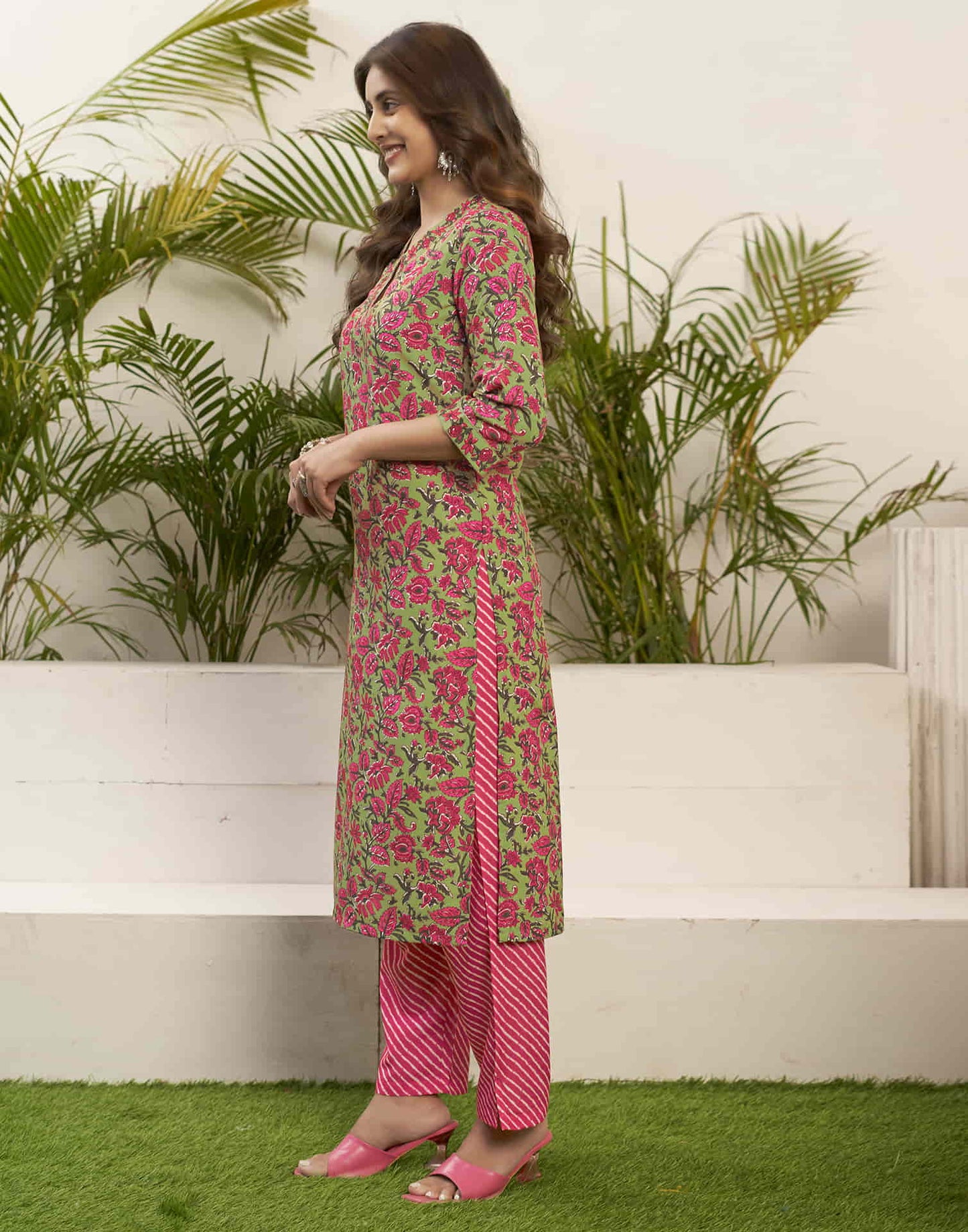 Green Printed Rayon Straight Kurta With Pant And Dupatta