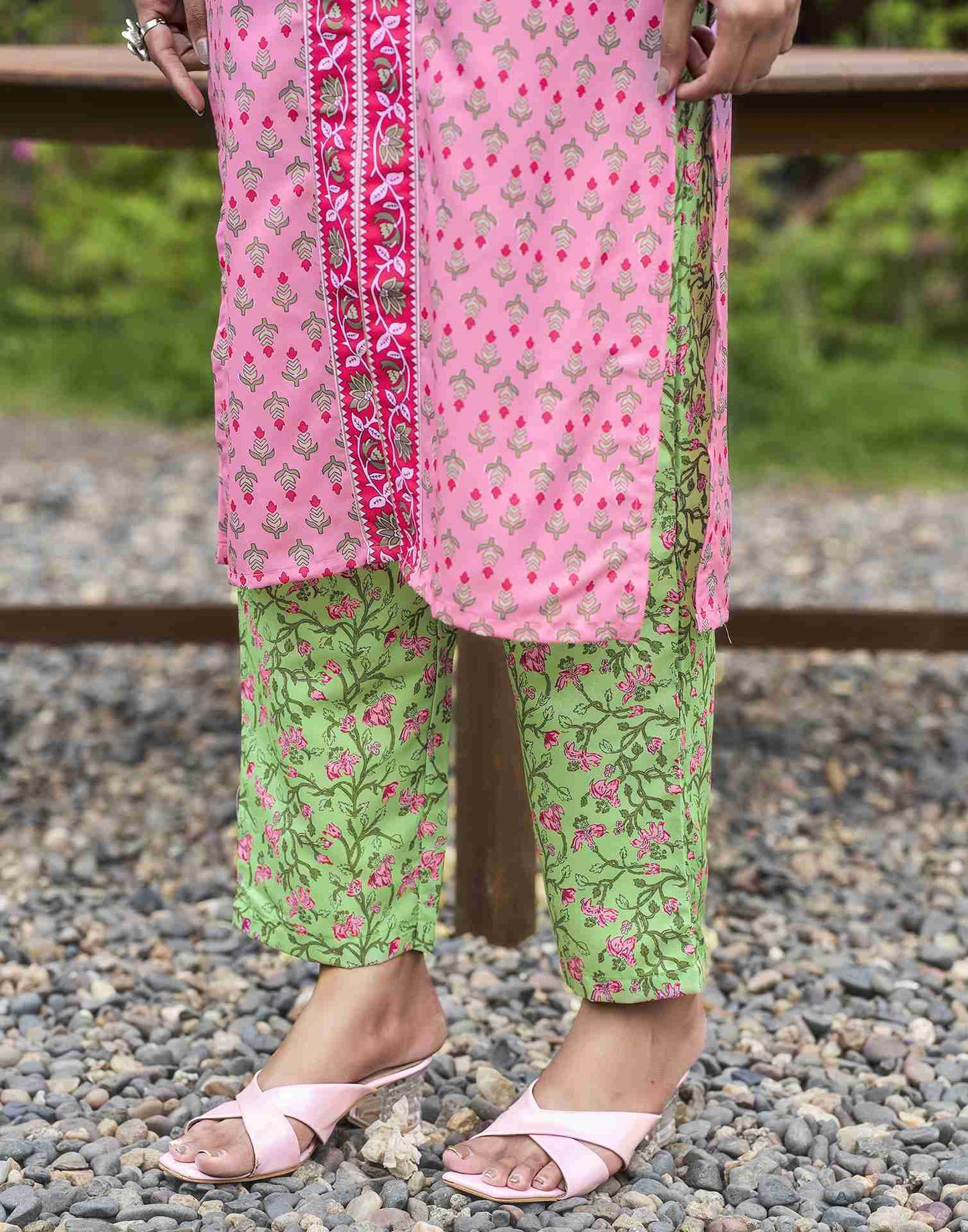 Pink Printed Rayon Straight Kurta Set With Dupatta