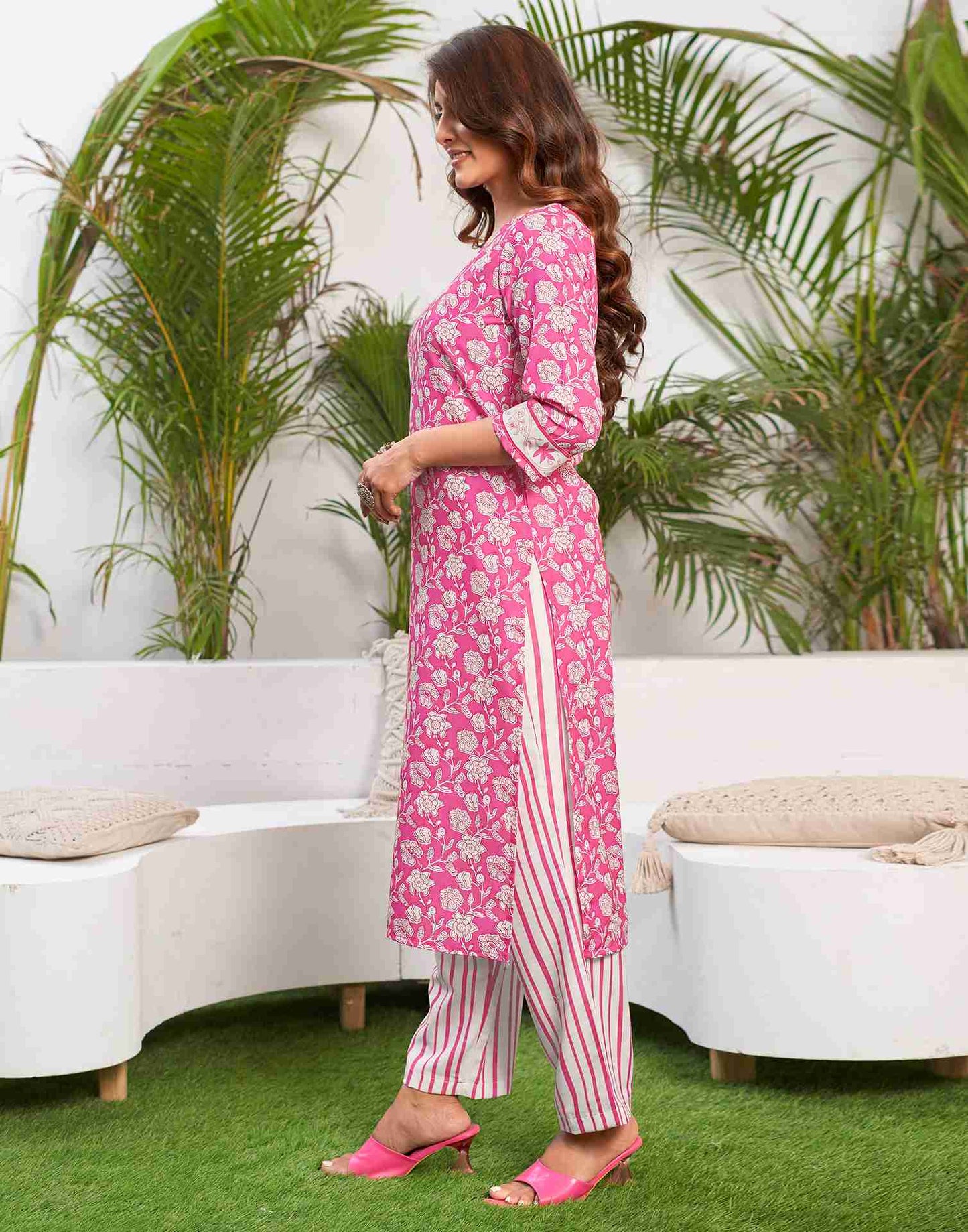 Pink Printed Rayon Straight Kurta Set With Dupatta