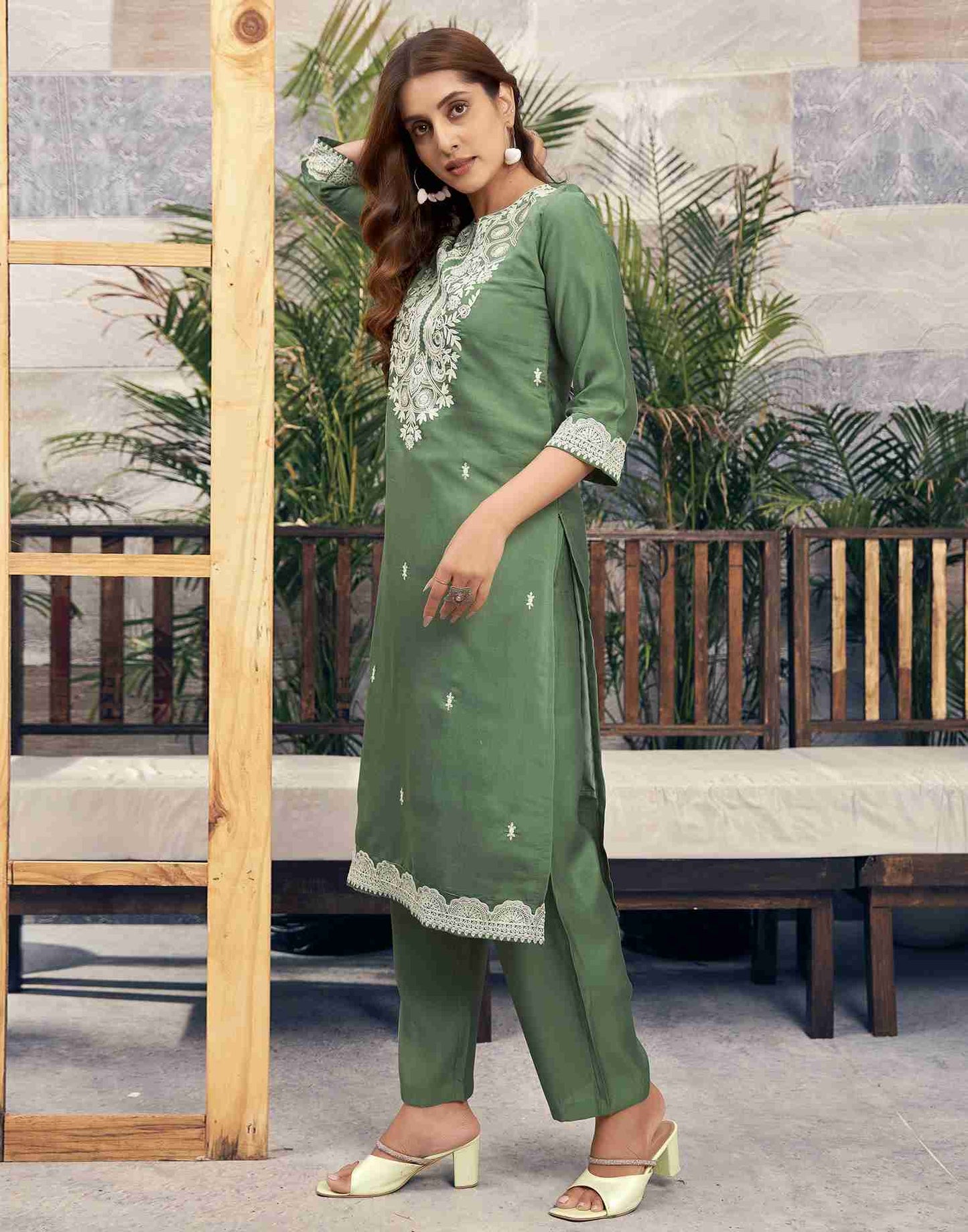 Dusty Green Embroidery Silk Straight Kurta Set With Dupatta