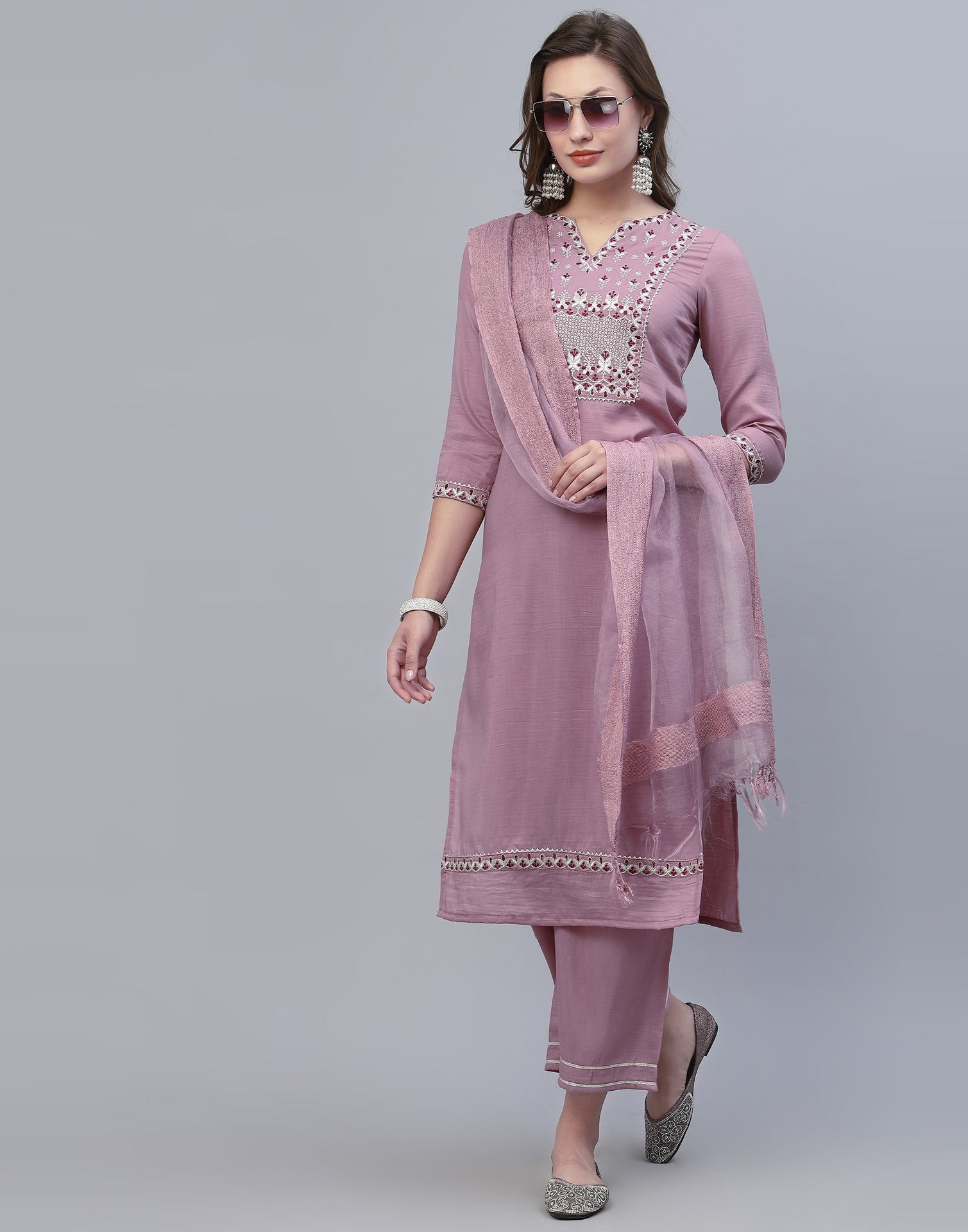 Lavender Kurti With Pant And Dupatta | Leemboodi