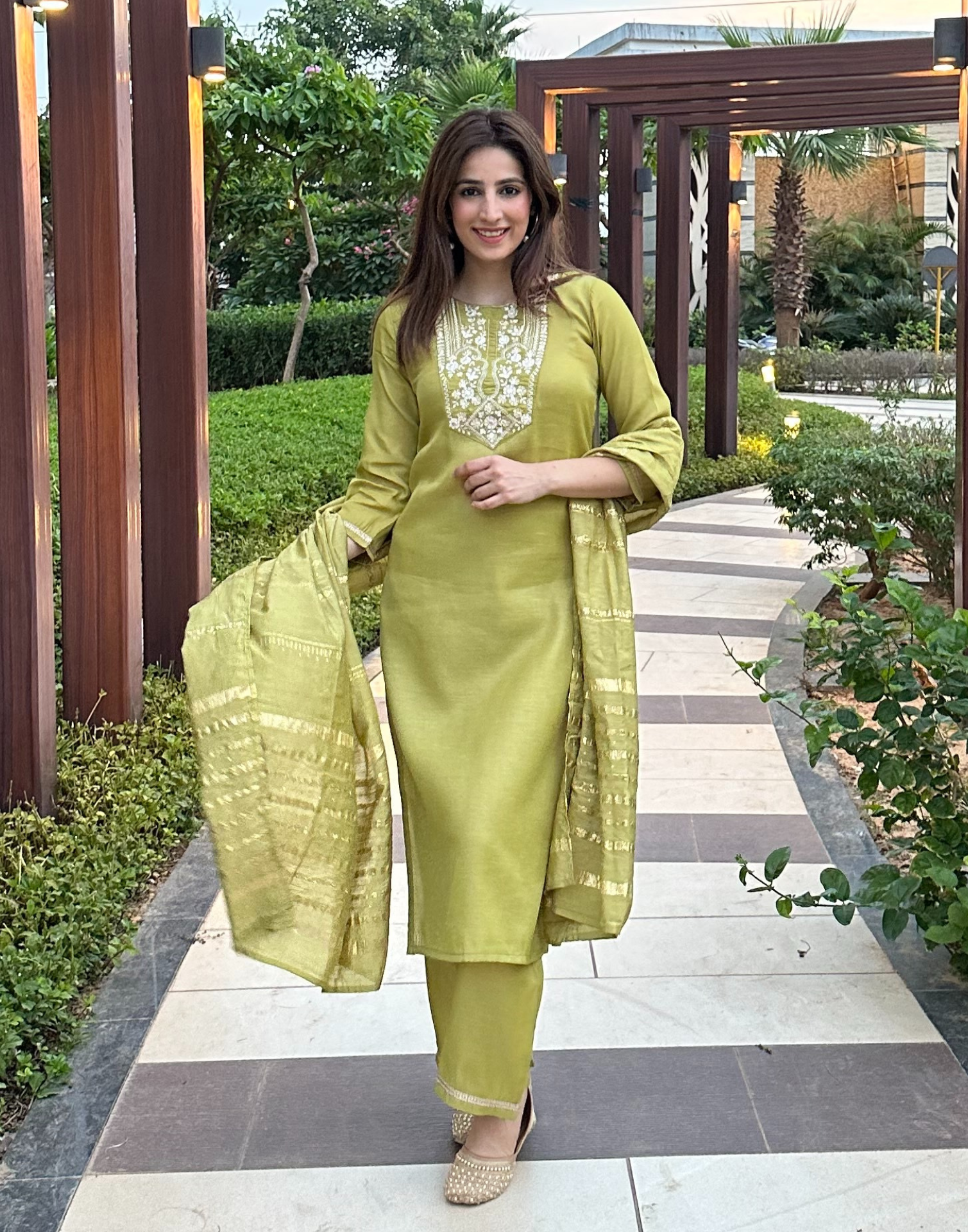 Mint Green Kurti With Pant And Dupatta | Leemboodi